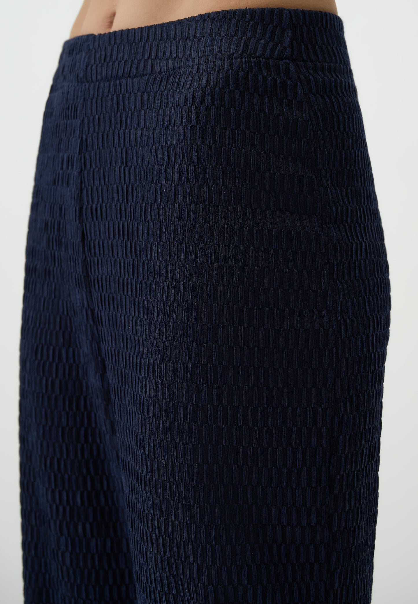Navy Textured Wide-Leg Pants