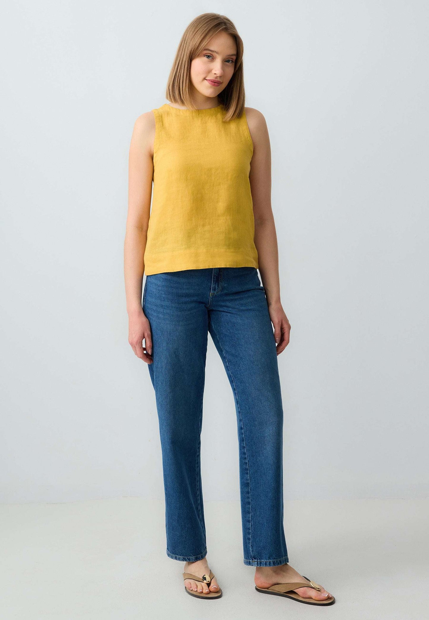 Round Neck Sleeveless Woven Linen Blouse