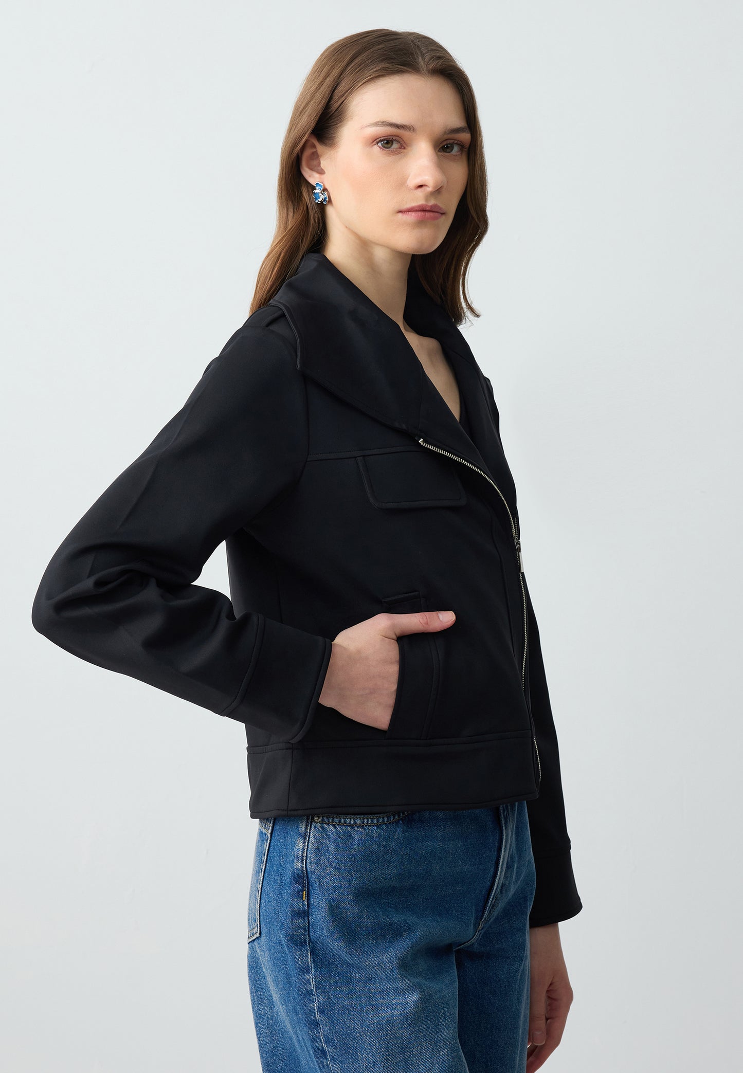 Regular Fit Knitted Black Jacket