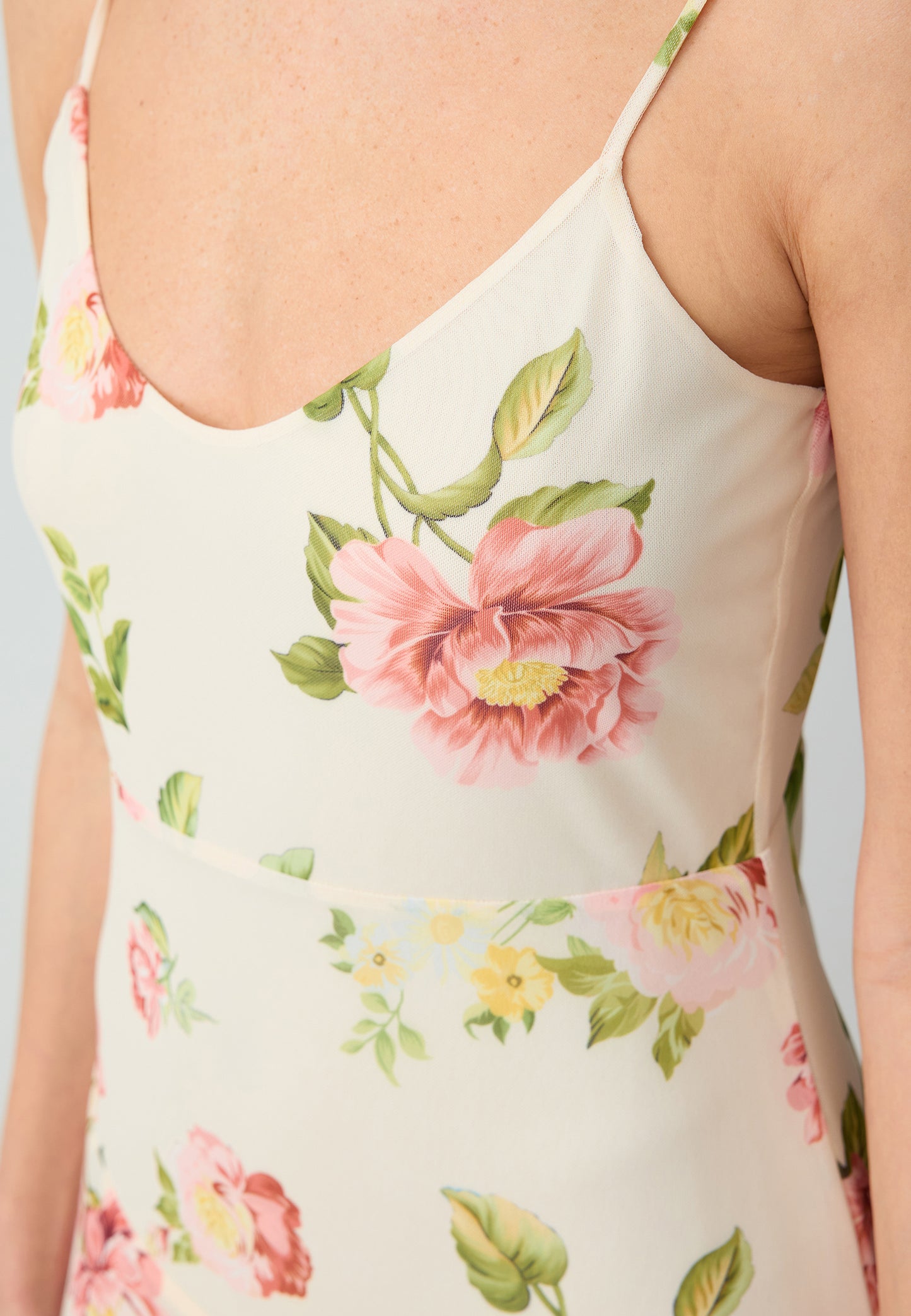 Slim Fitted Straps Open Neck Patterned Mesh Knitted Midi Dress