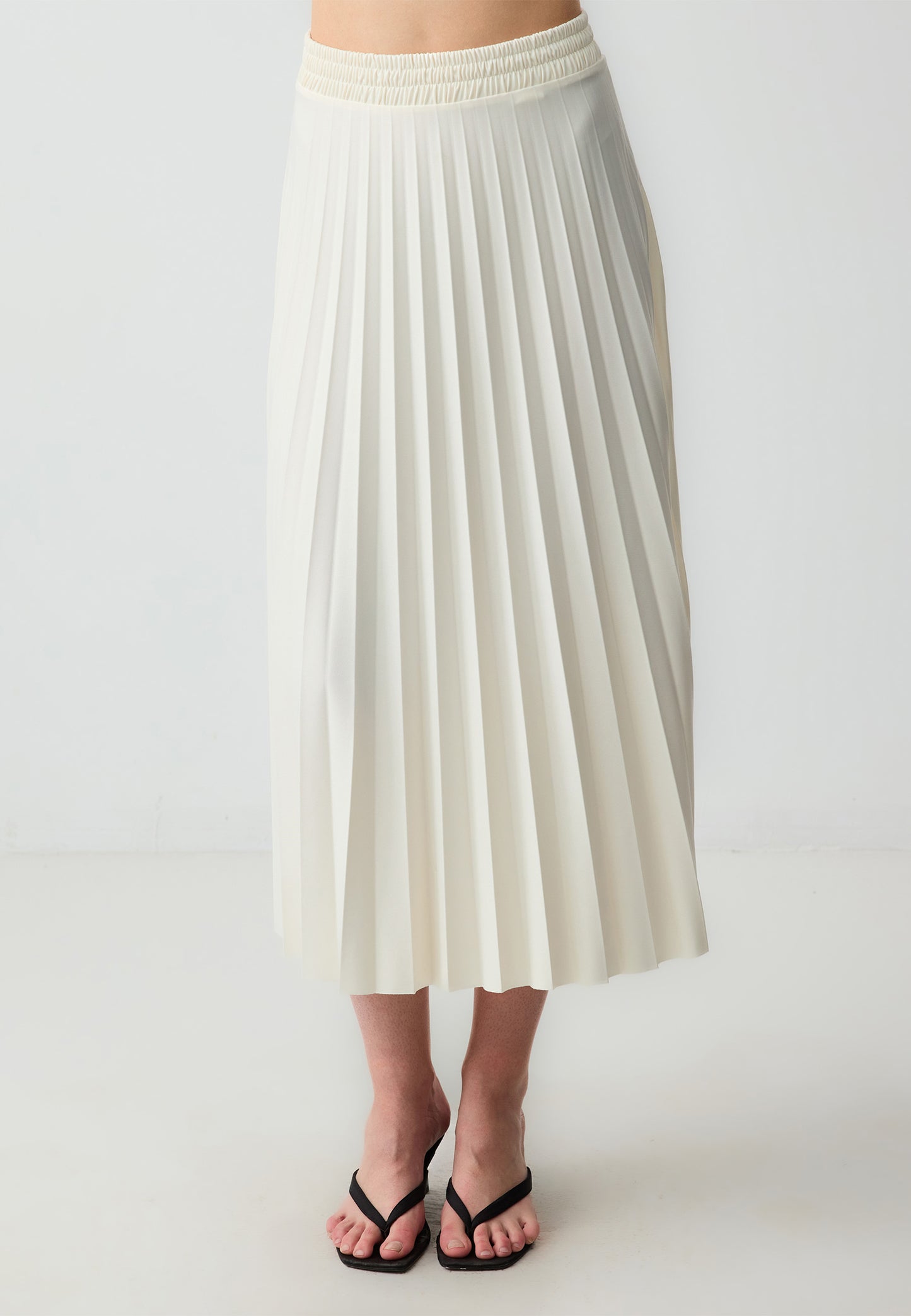 Regular Waist Elastic Pleated Knitted Midi Skirt