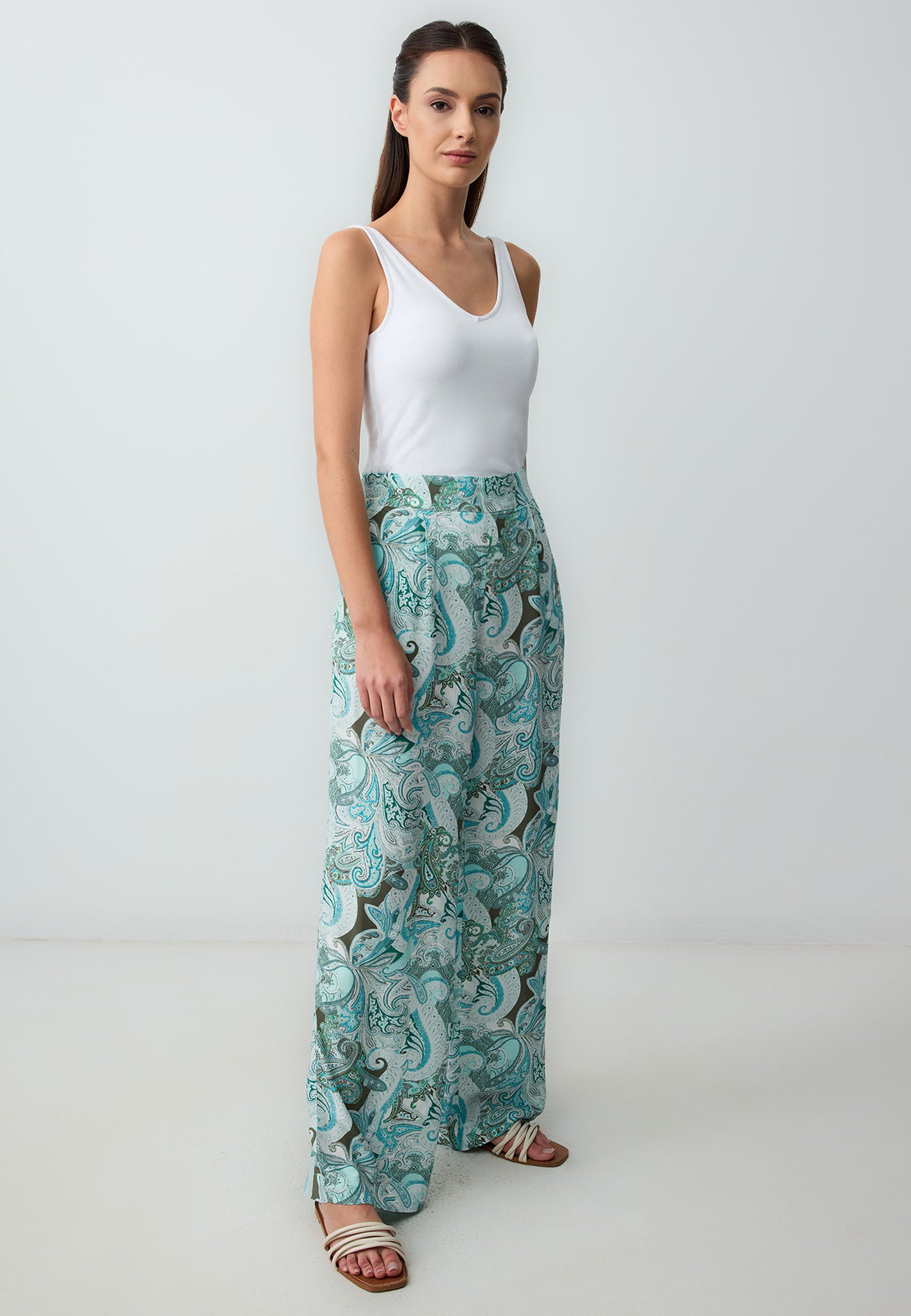 Regular Waist Wide Leg Patterned Woven Trousers