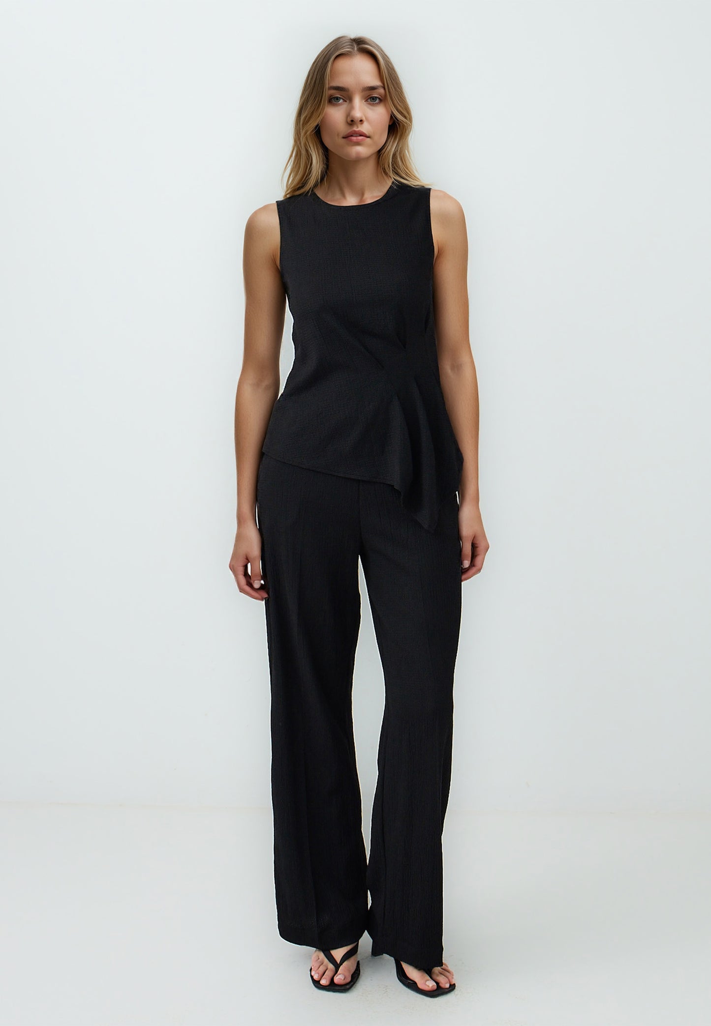 Relaxed Cut Long Wide Leg Regular Waist Knitted Trousers