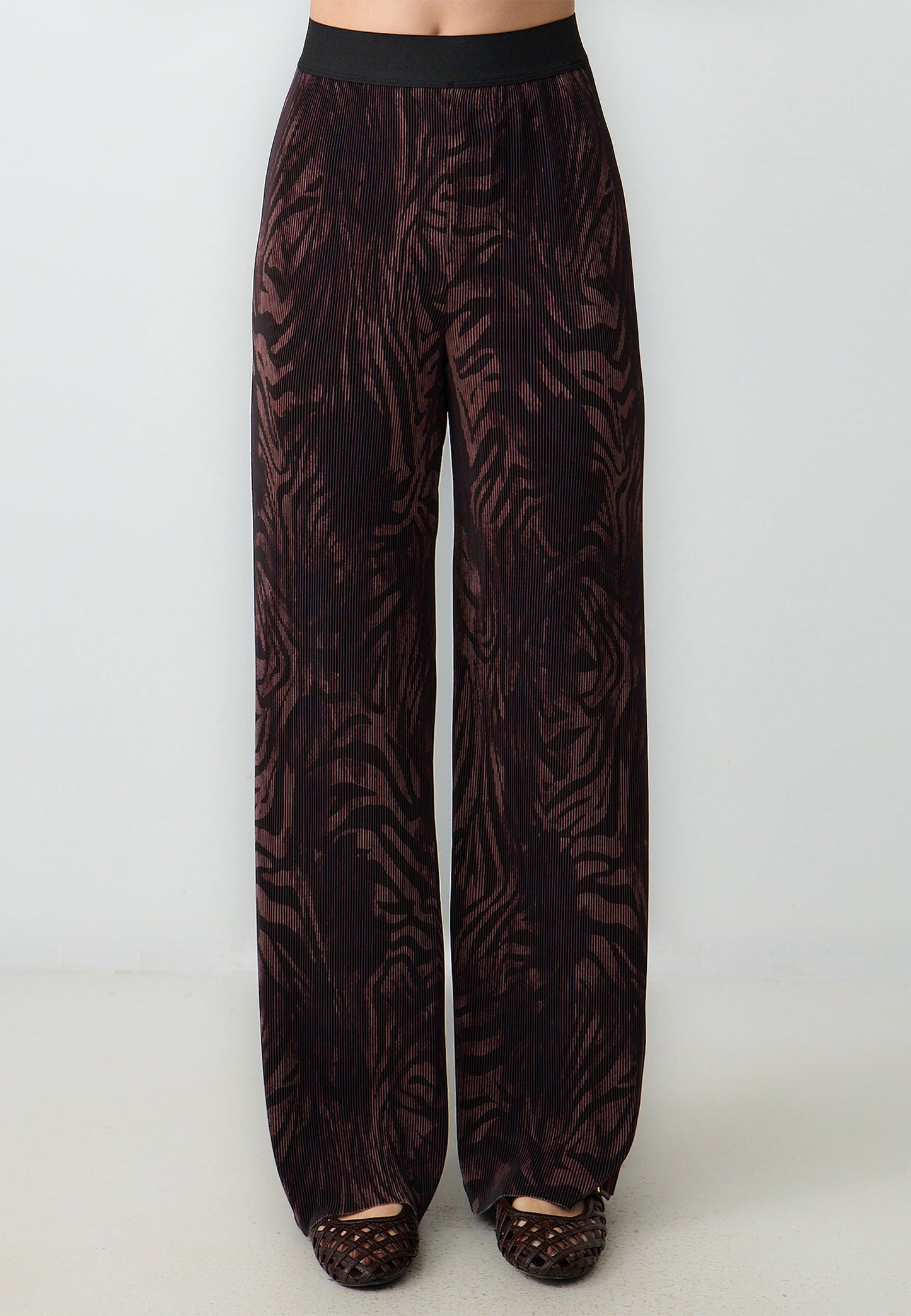 Straight Cut Regular Waist Wide Leg Patterned Knitted Pants