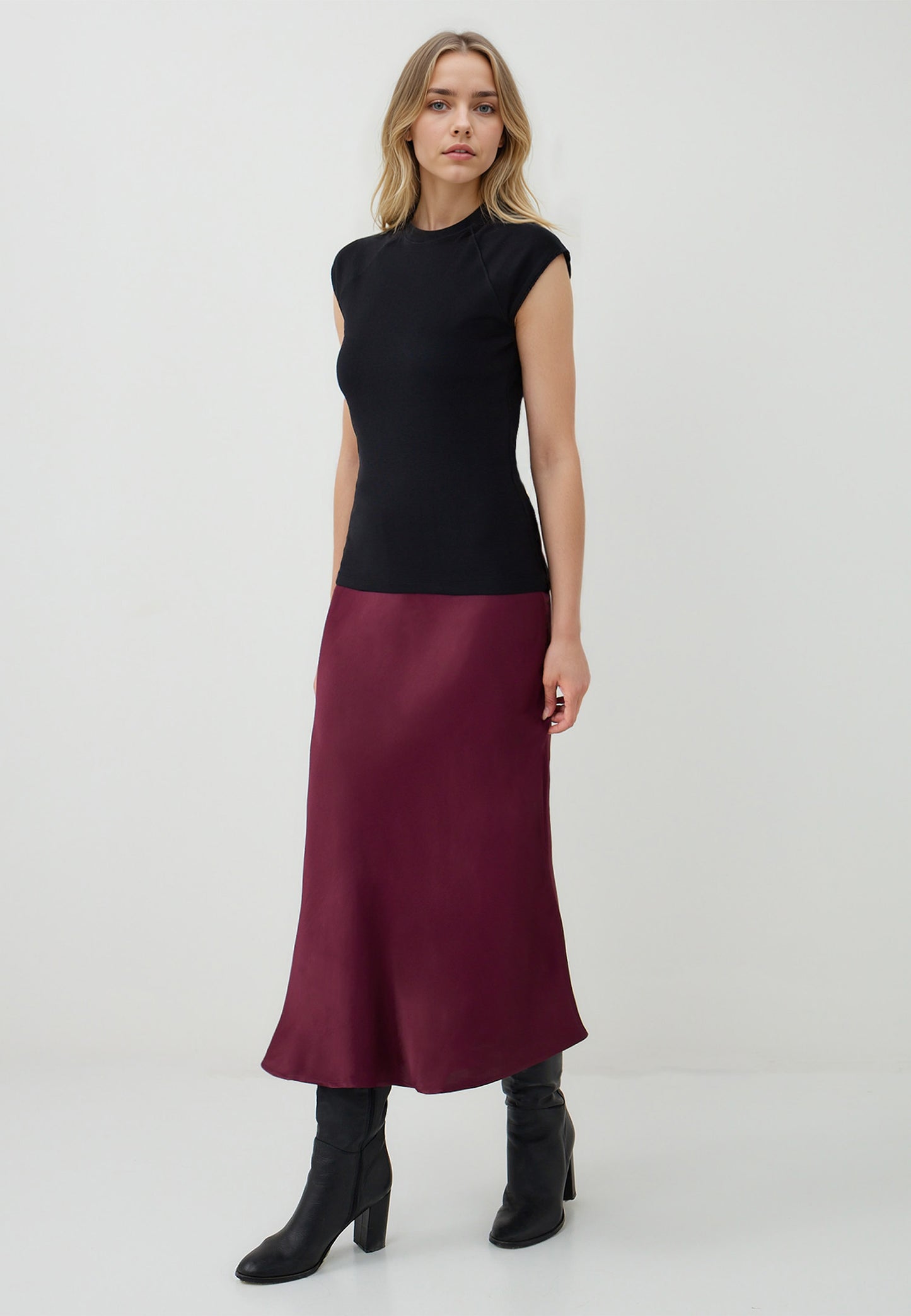 Slim Fit Woven Burgundy Skirt