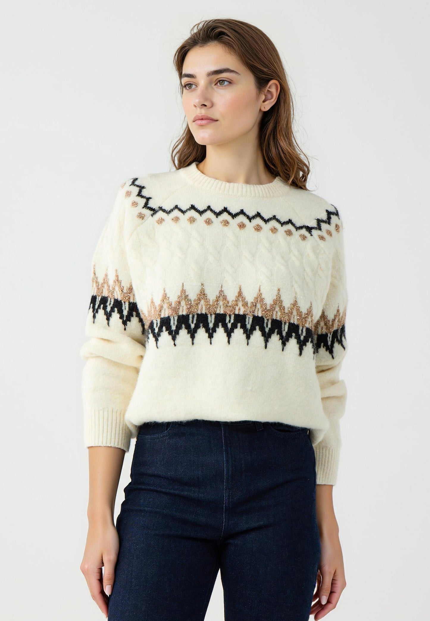 Long-Sleeved Knitted Sweater with Bike Neck