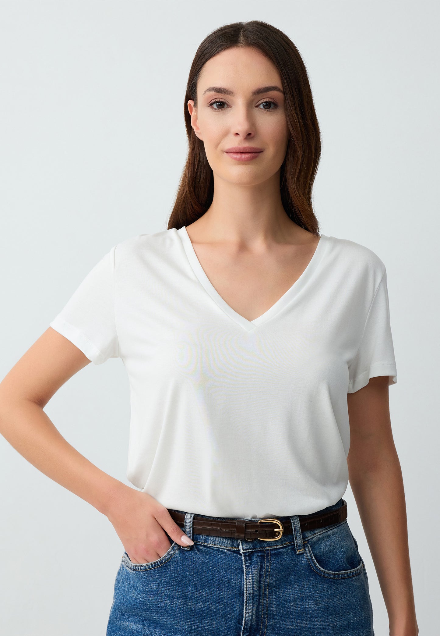 Regular Fit V-Neck White Süprem T-Shirt