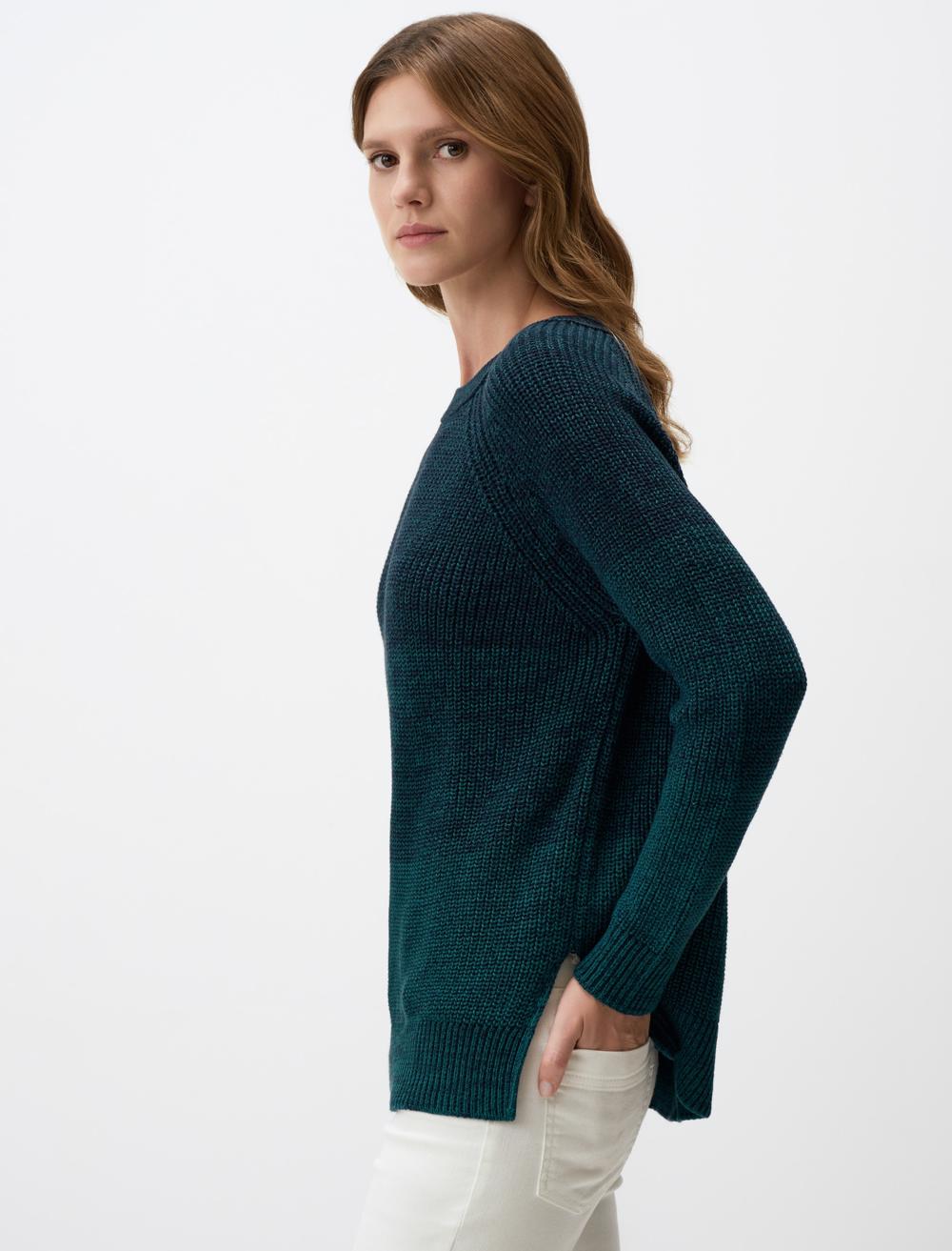 Crew Neck Long Sleeved Knit Jumper