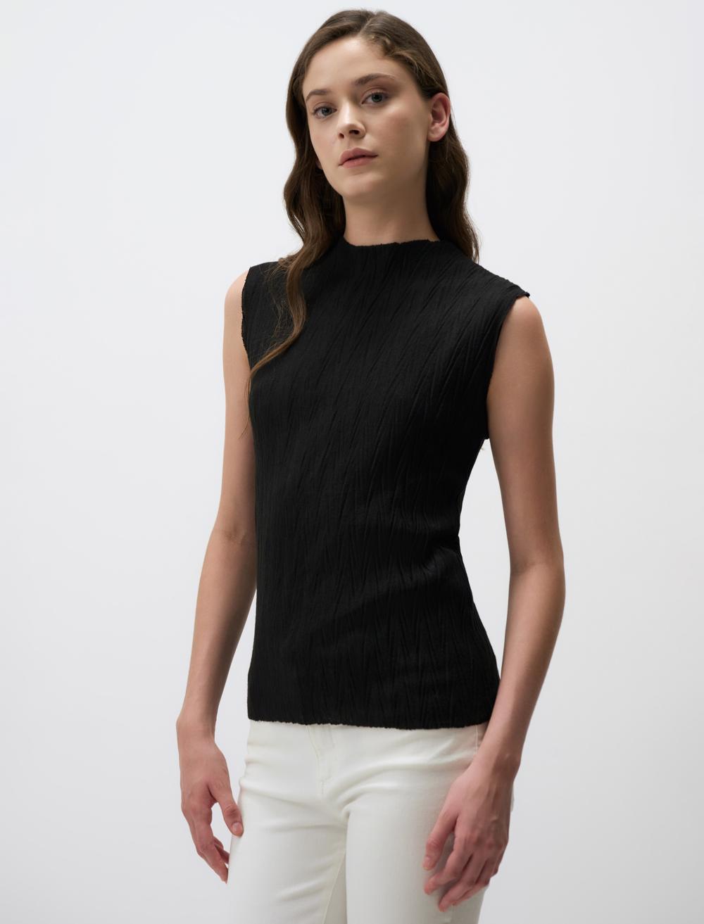 Zero Neck Sleeveless Long Knitted Blouse