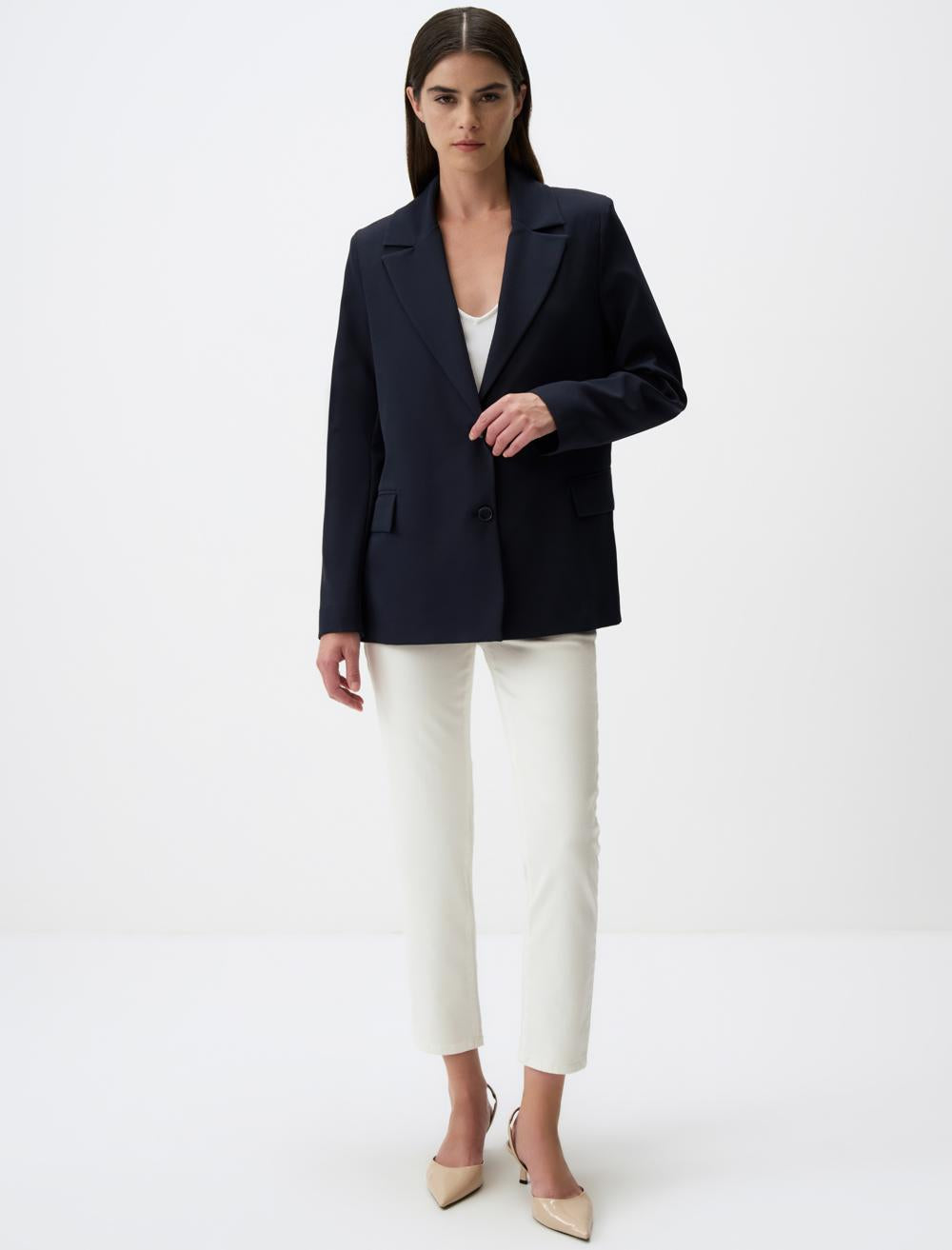 Straight Cut Long Sleeve Blazer Jacket