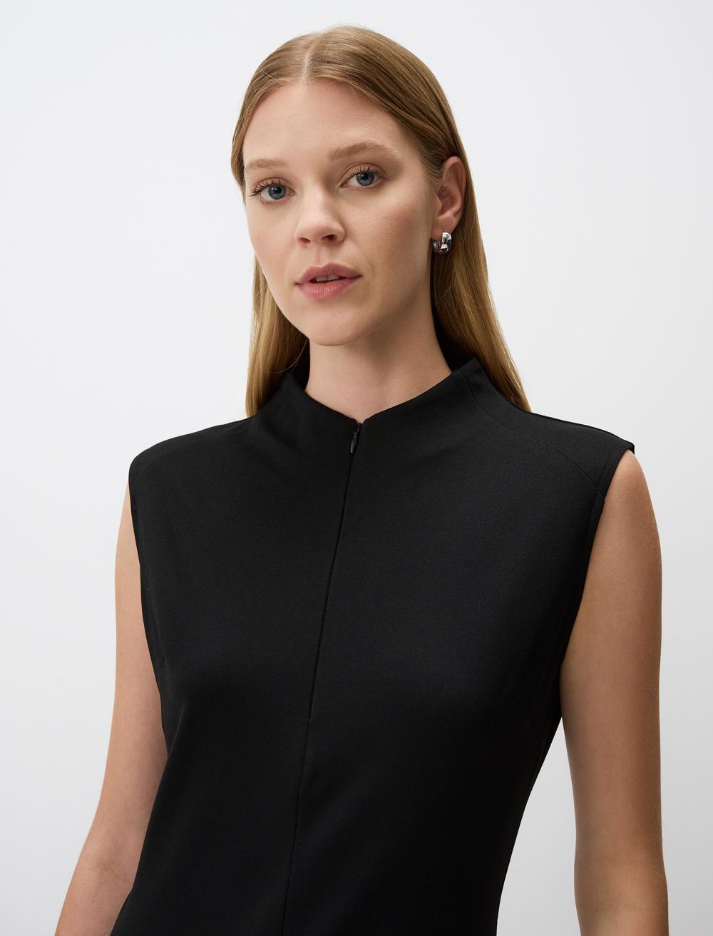 Zero Neck Sleeveless Midi Dress