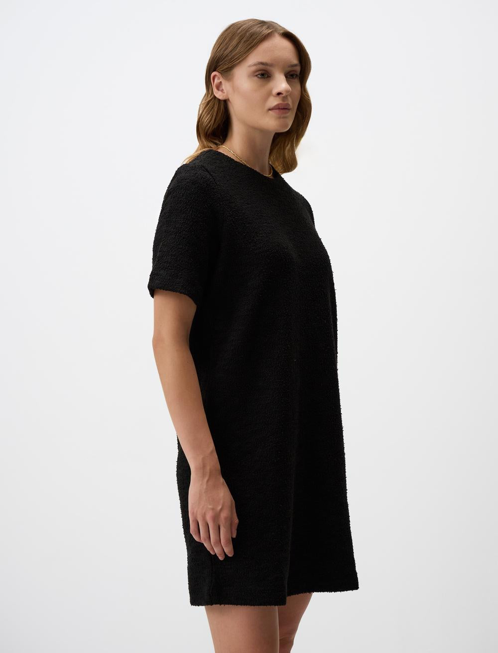 Round Neck Short Sleeve Mini Dress