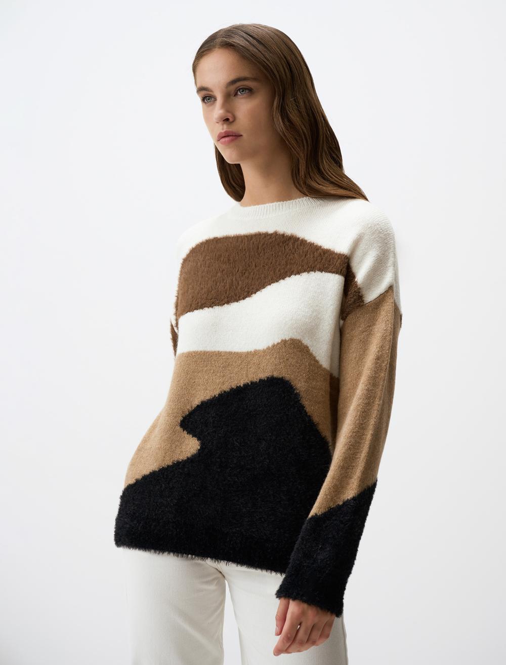 Crew-Neck Asymmetric Patterned Long Sleeve Sweater