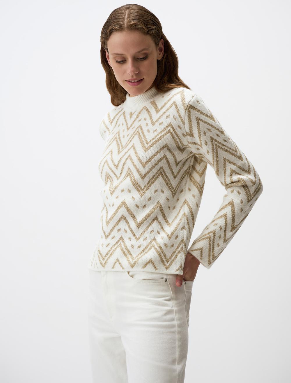 Long Sleeve Patterned Winter Sweater Sweater