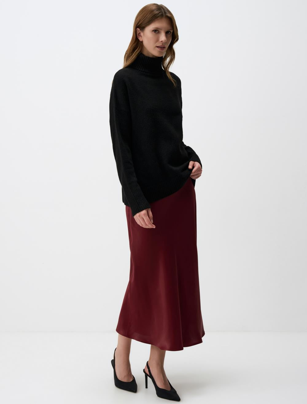 Regular Waist Slim Fit Long Skirt