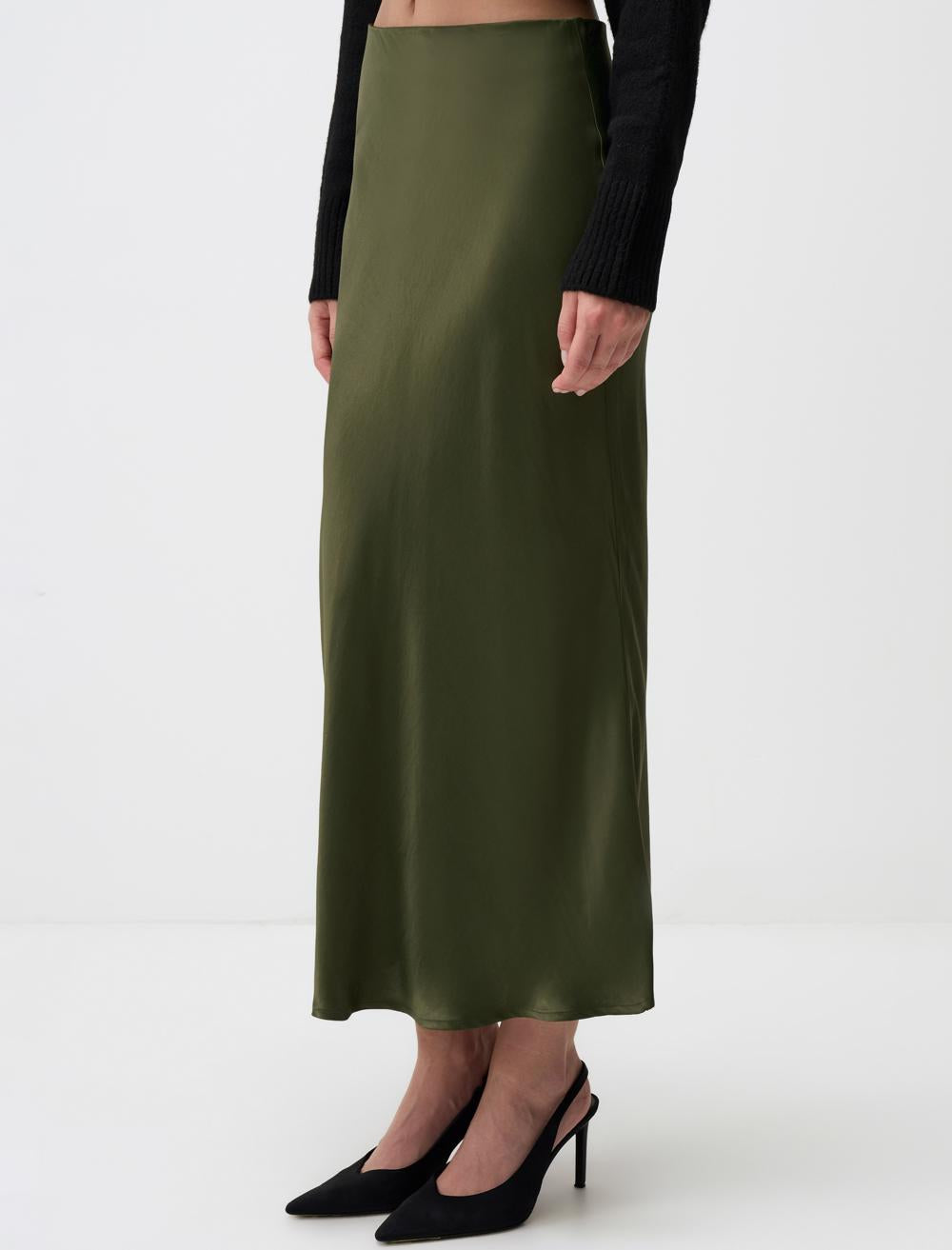 Regular Waist Slim Fit Long Skirt