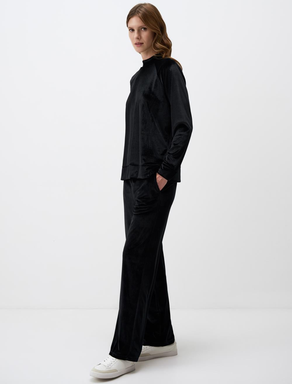High Waist Relaxed Fit Wide Leg Velvet Pants