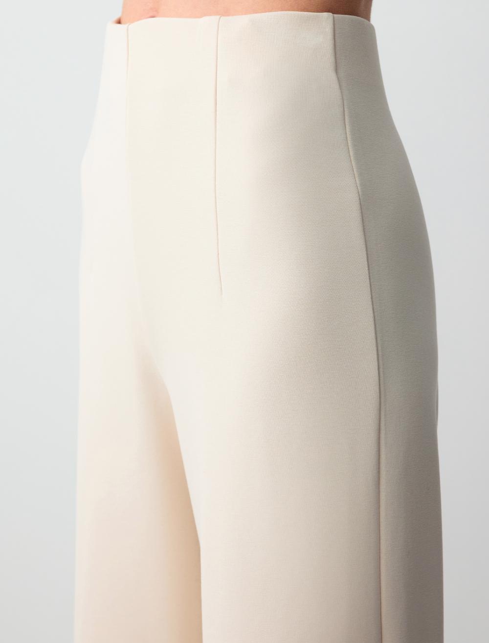 Relaxed Fit High Waist Wide Leg Short Knitted Pants