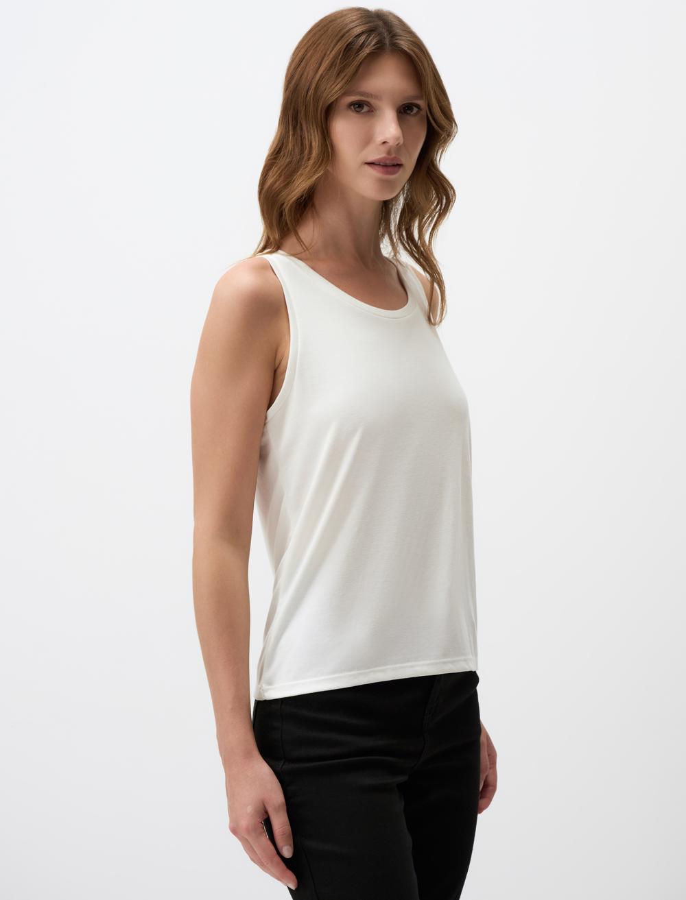 U Neck Sleeveless Basic Knitted Tank Top