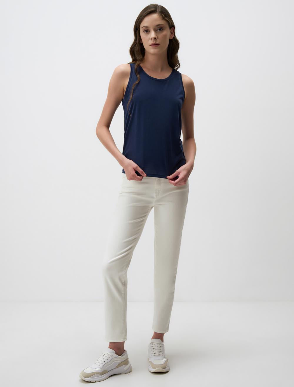 U Neck Sleeveless Basic Knitted Tank Top