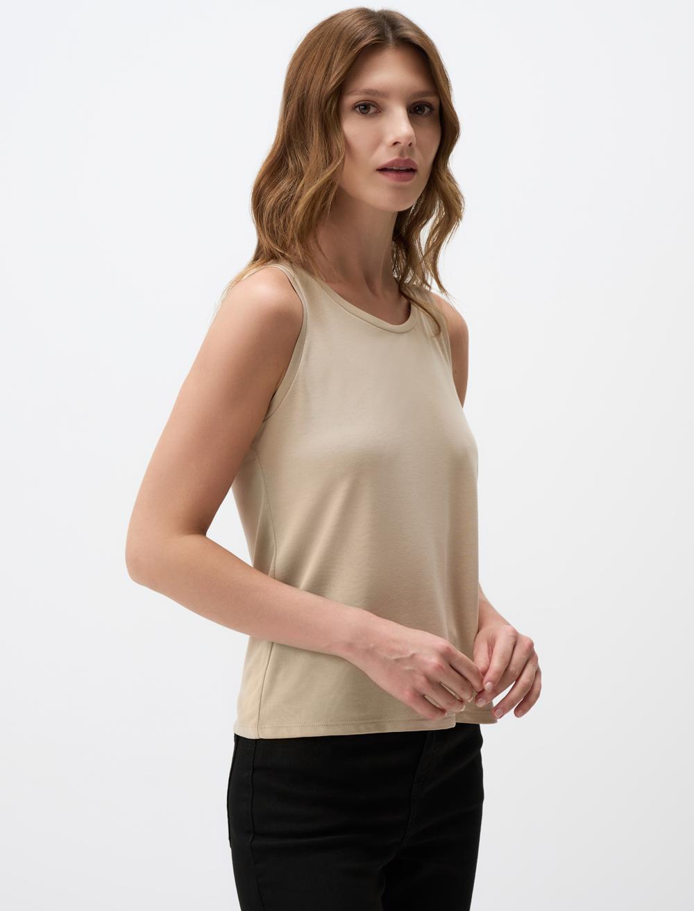 U Neck Sleeveless Basic Knitted Tank Top