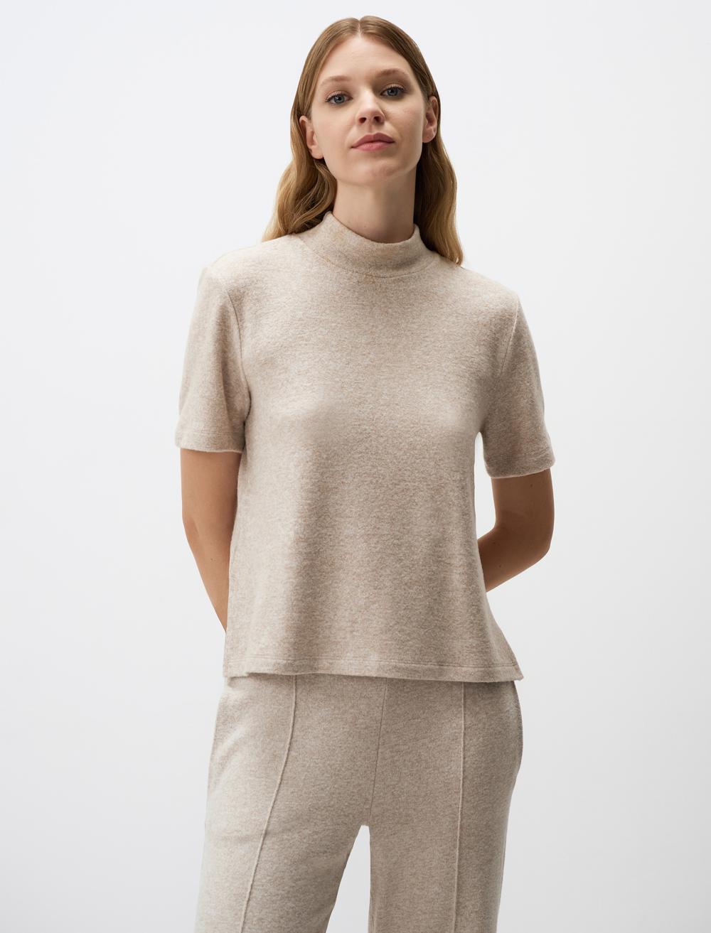 Half Turtleneck Short Sleeve Blouse