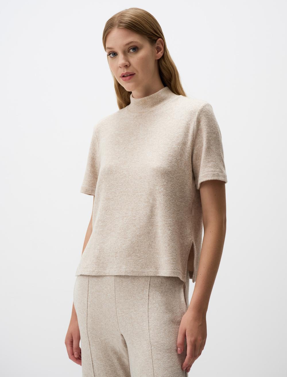 Half Turtleneck Short Sleeve Blouse