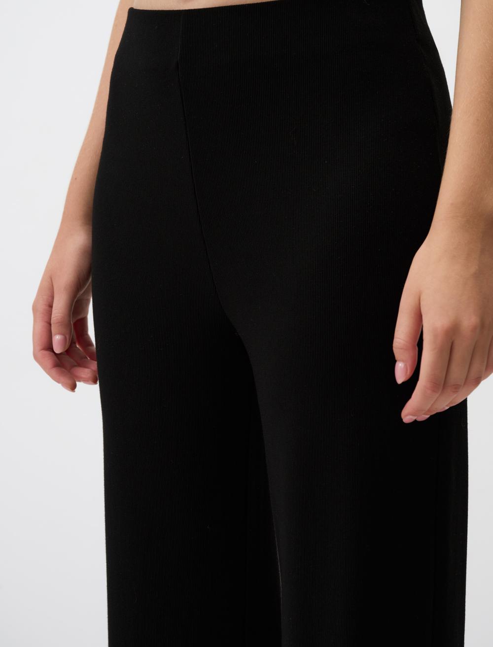 High Waist Relaxed Fit Knitted Pants