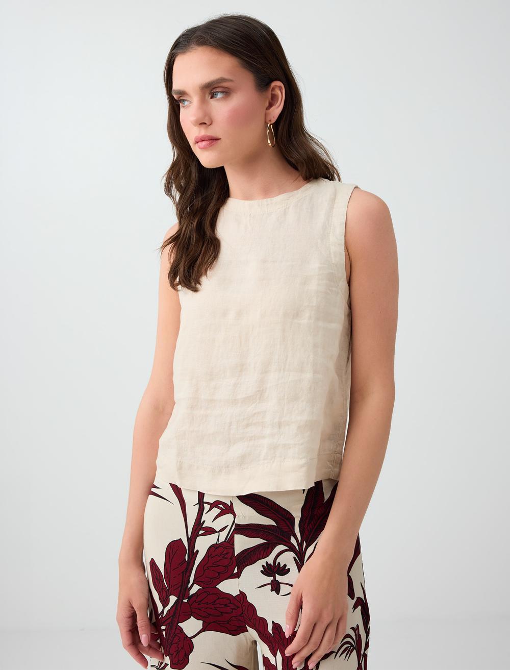 Normal Fit Crew Neck Sleeveless Blouse - Stone - 6SW035539928