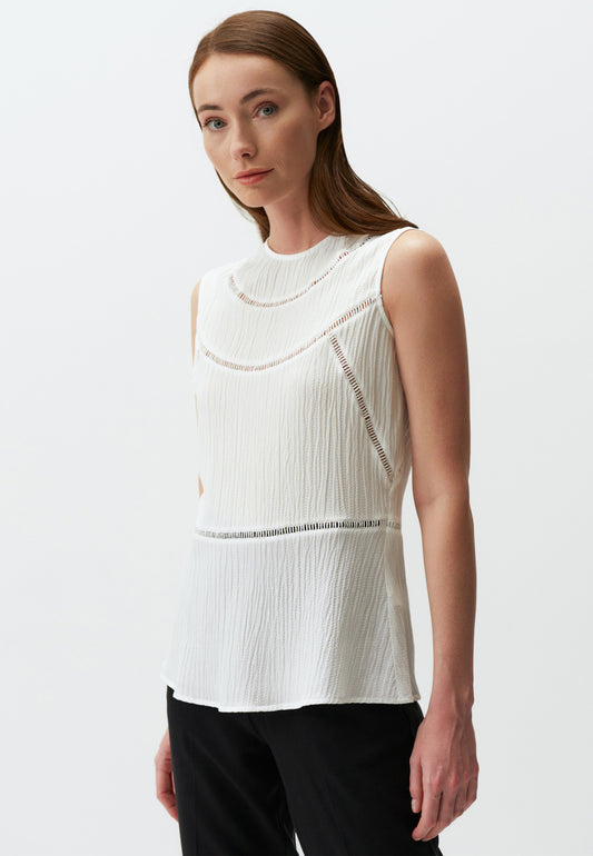 Crew Neck Sleeveless Detailed Blouse