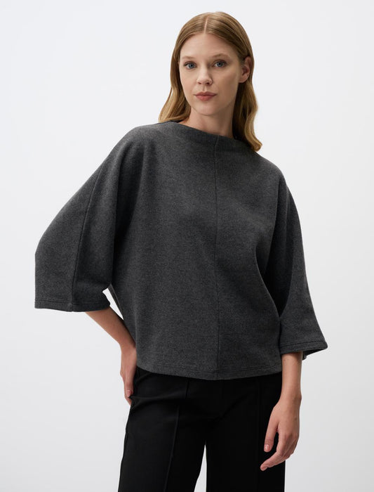 Round Neck Bat Sleeve Basic Blouse