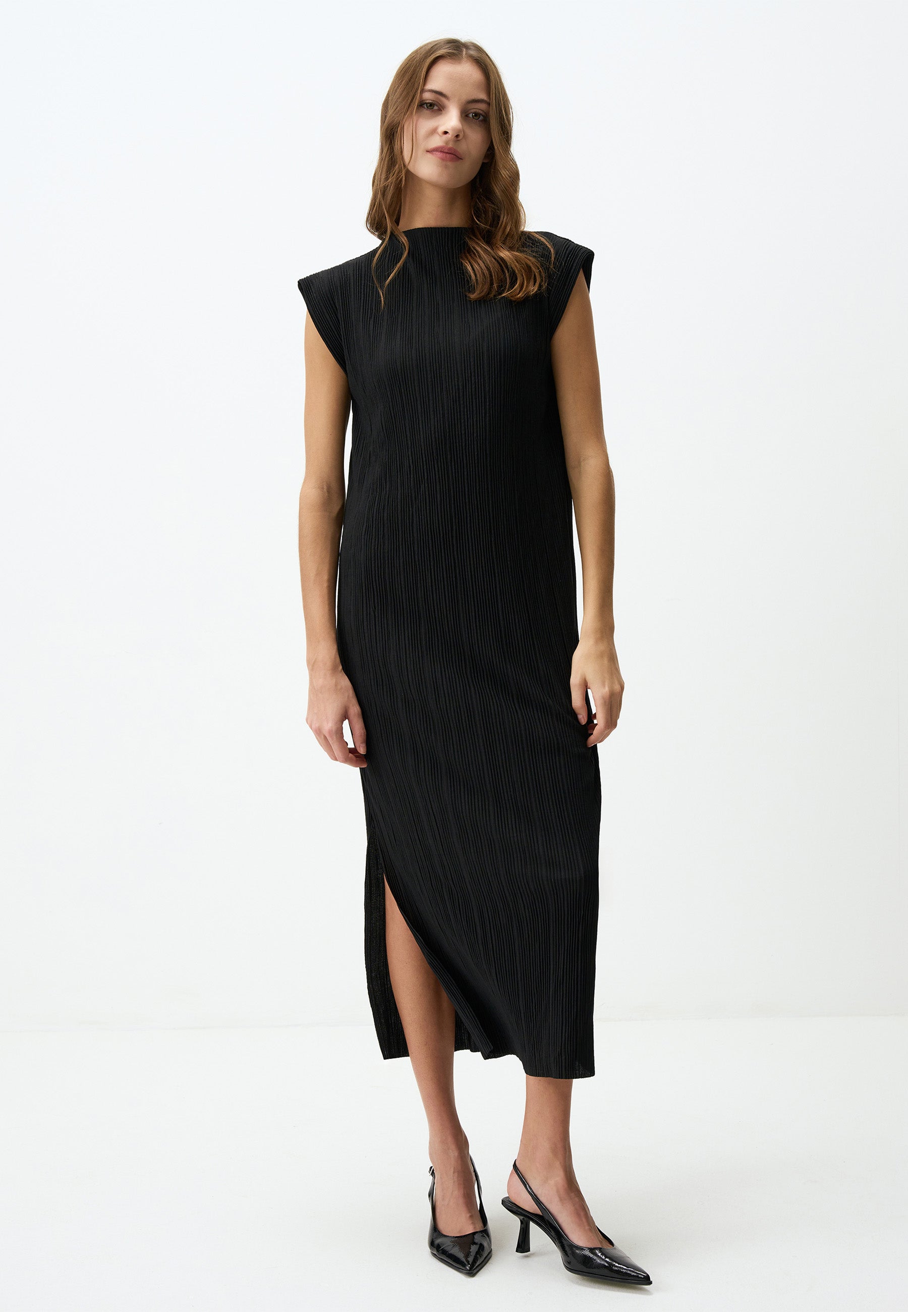 Classic Black Midi Dress with Sleeveless Design