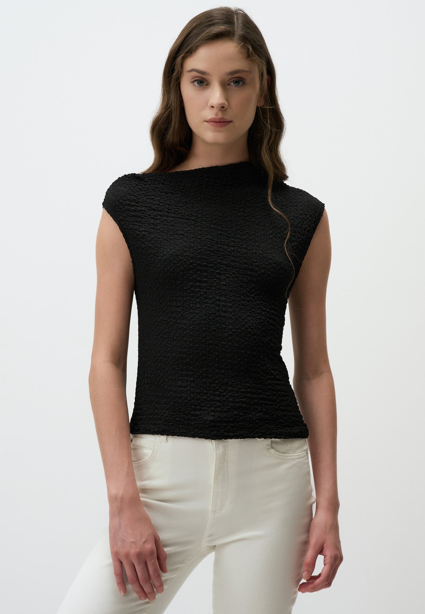 Textured Black Sleeveless Blouse