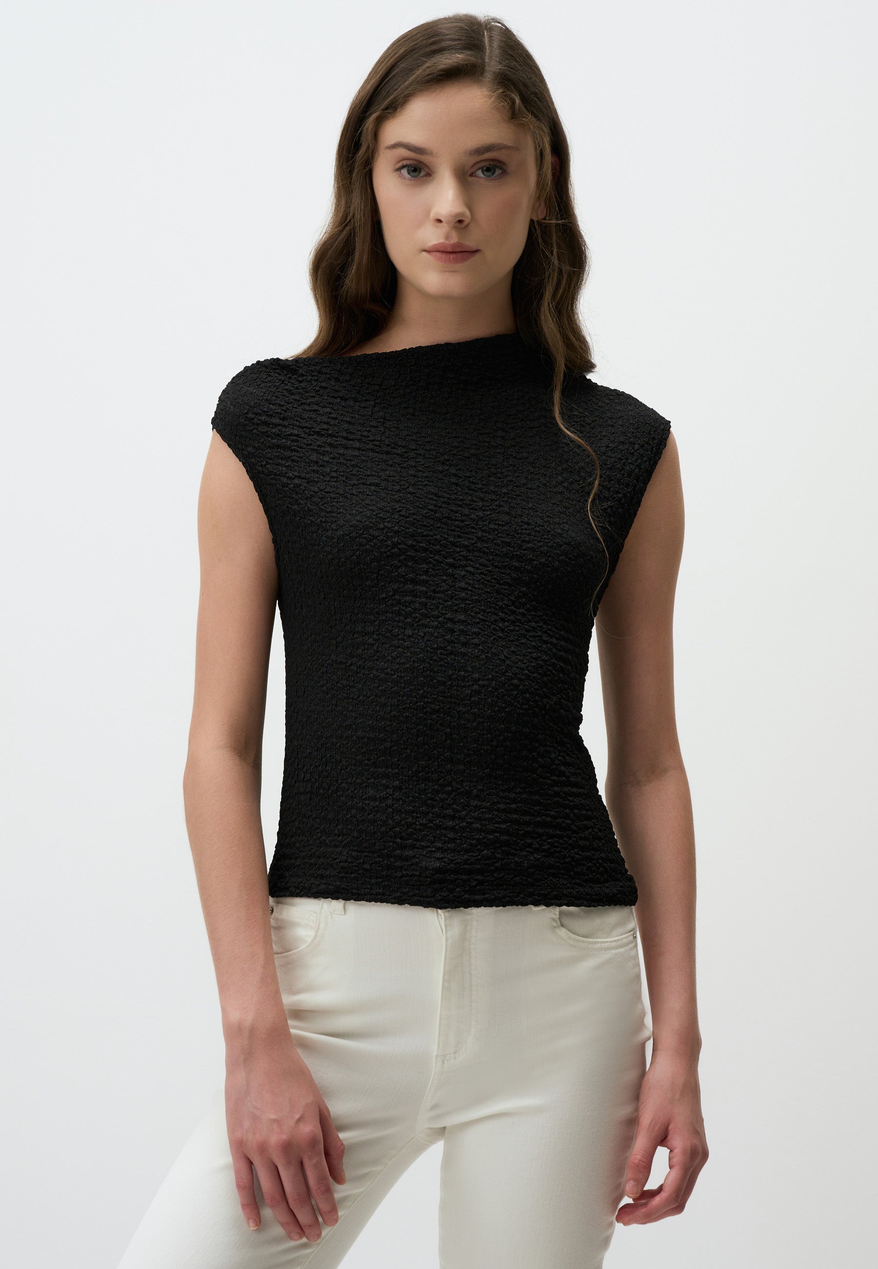 Textured Black Sleeveless Blouse