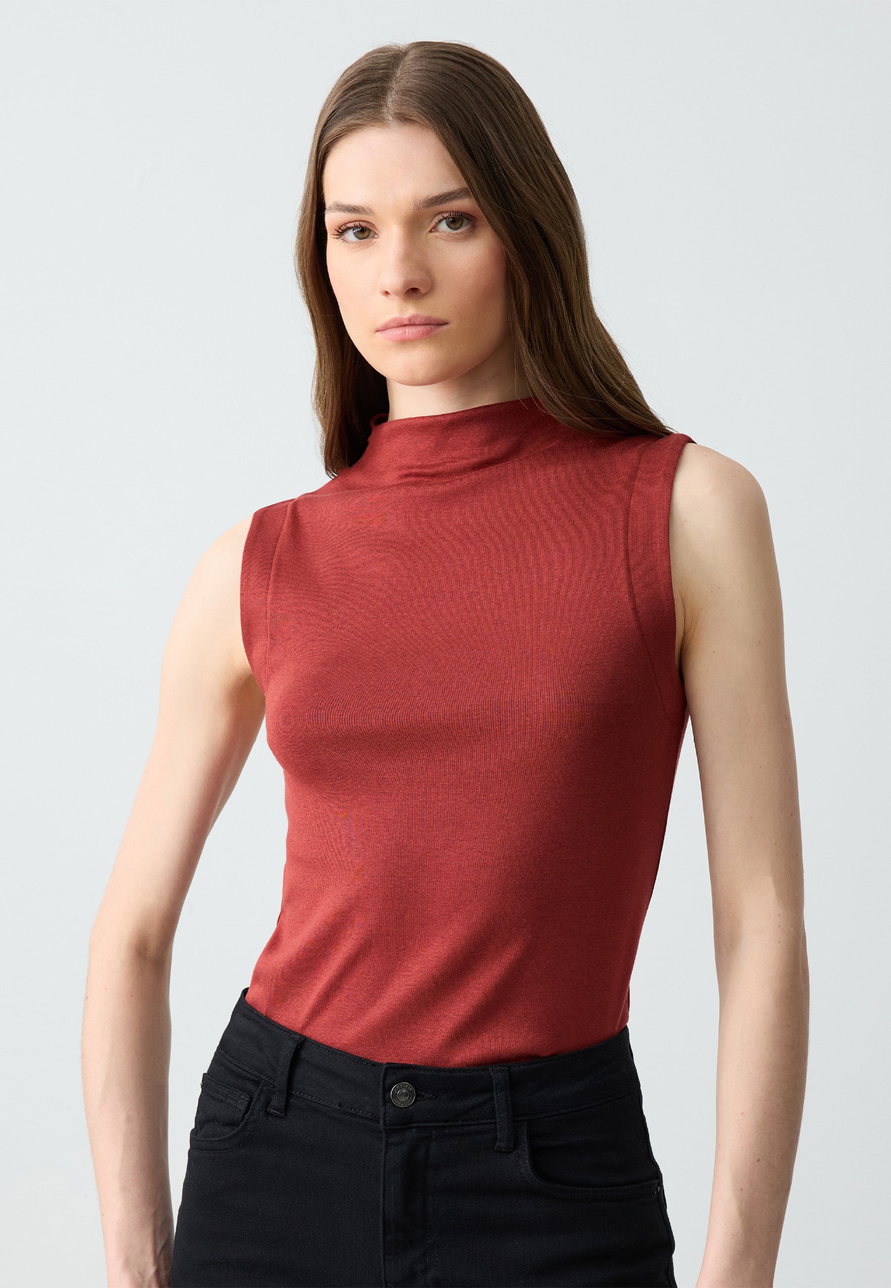 Regular Fit Sleeveless Long Knitted Brown Singlet