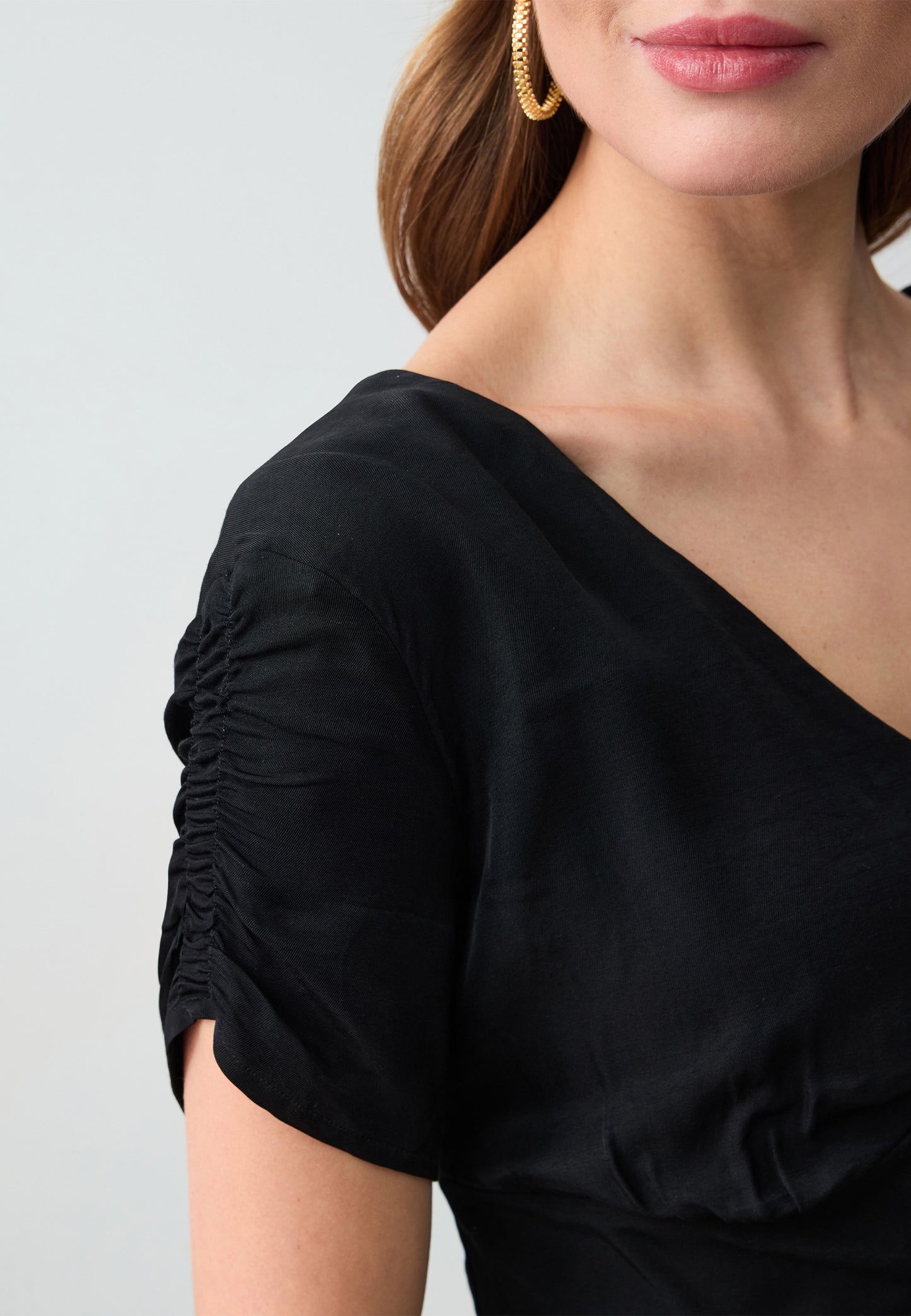 V Neck Short Sleeve Midi Knitted Dress