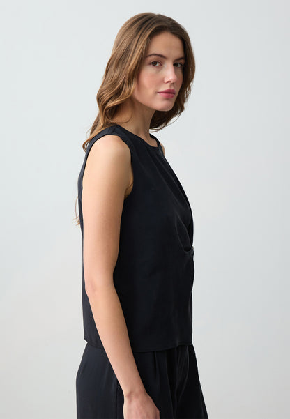 Round Neck Sleeveless Woven Blouse