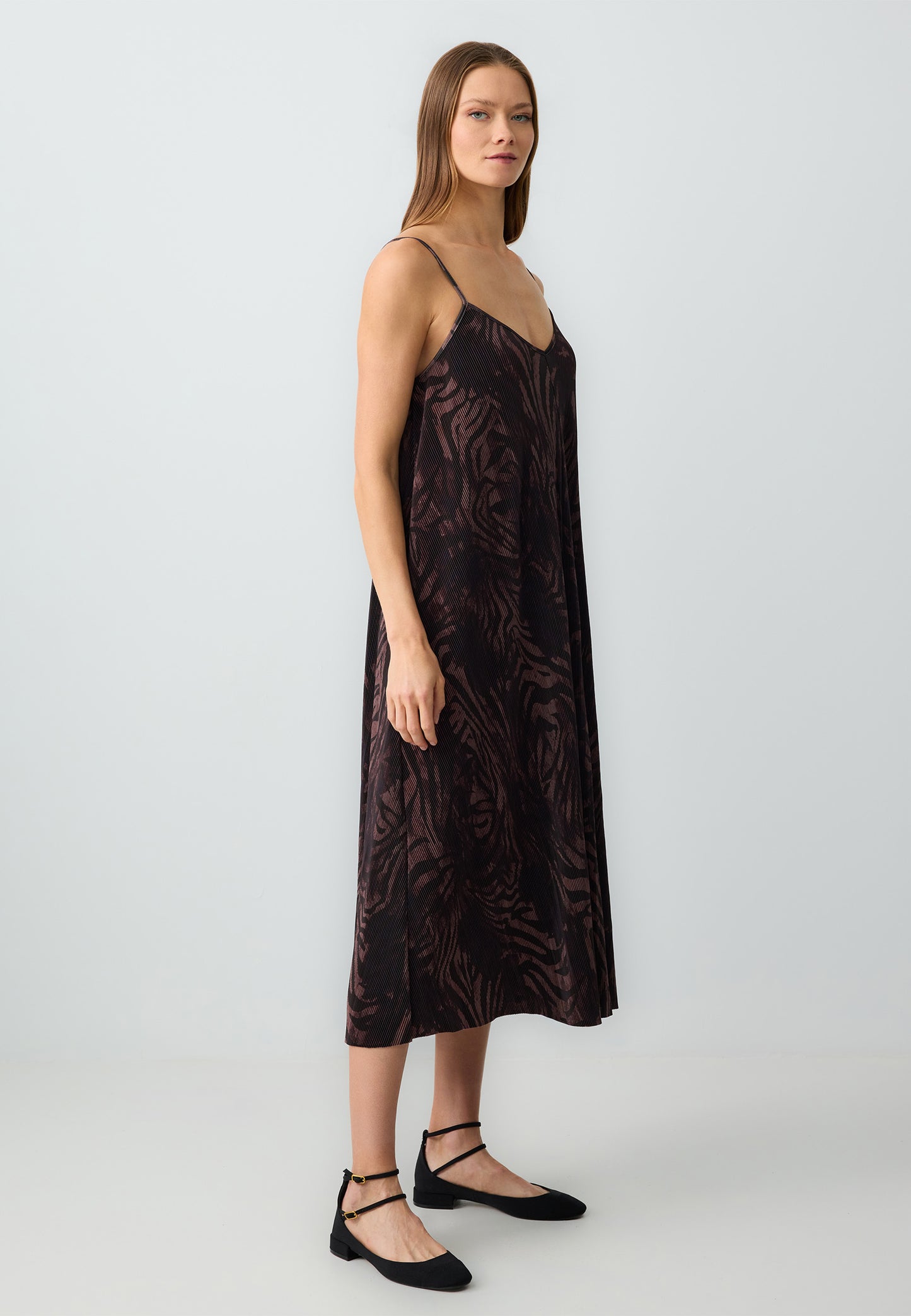 Loose fit V-neck Brown Dress