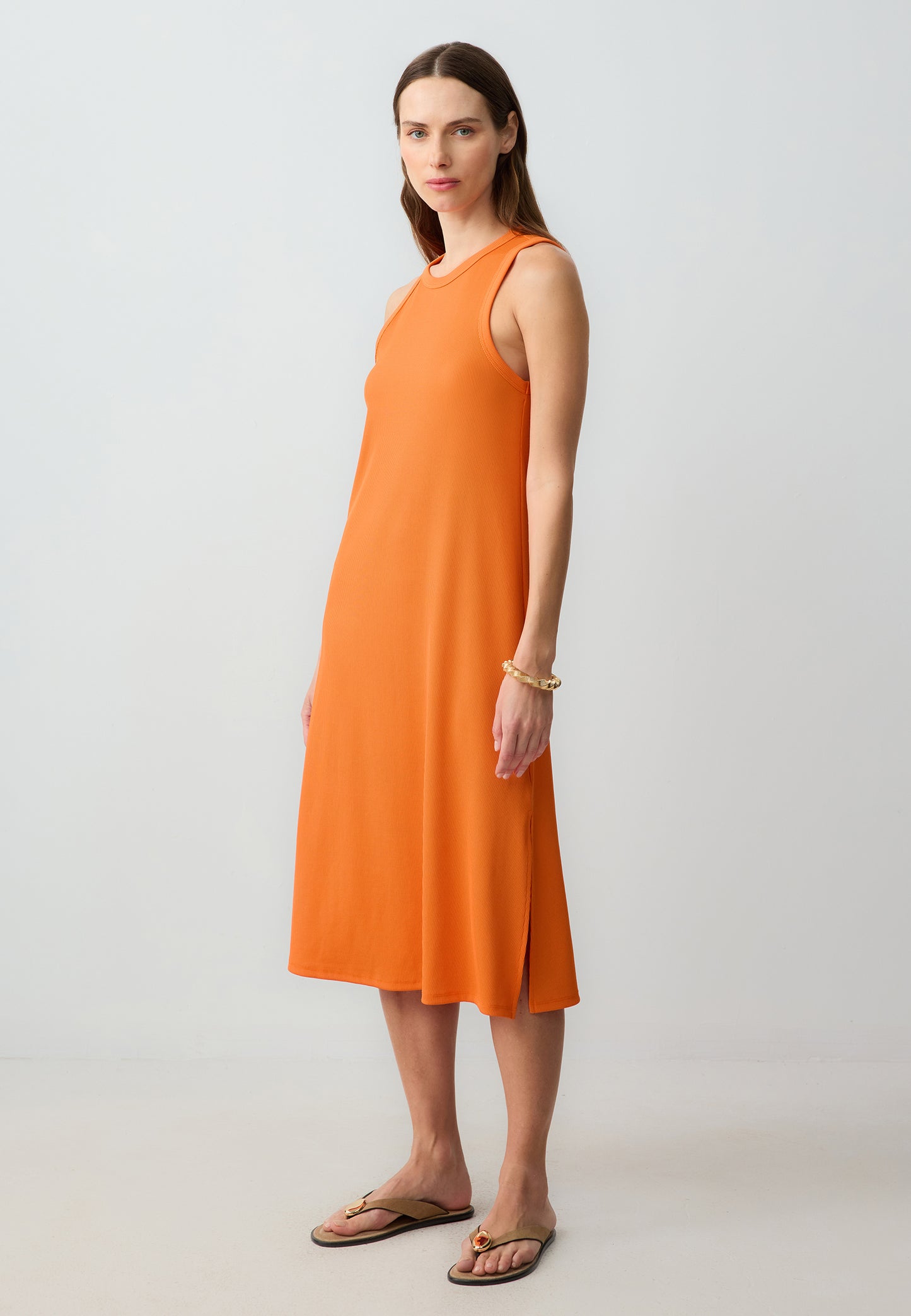 Relaxed Fit Sleeveless Crew-Neck Knitted Midi Dress