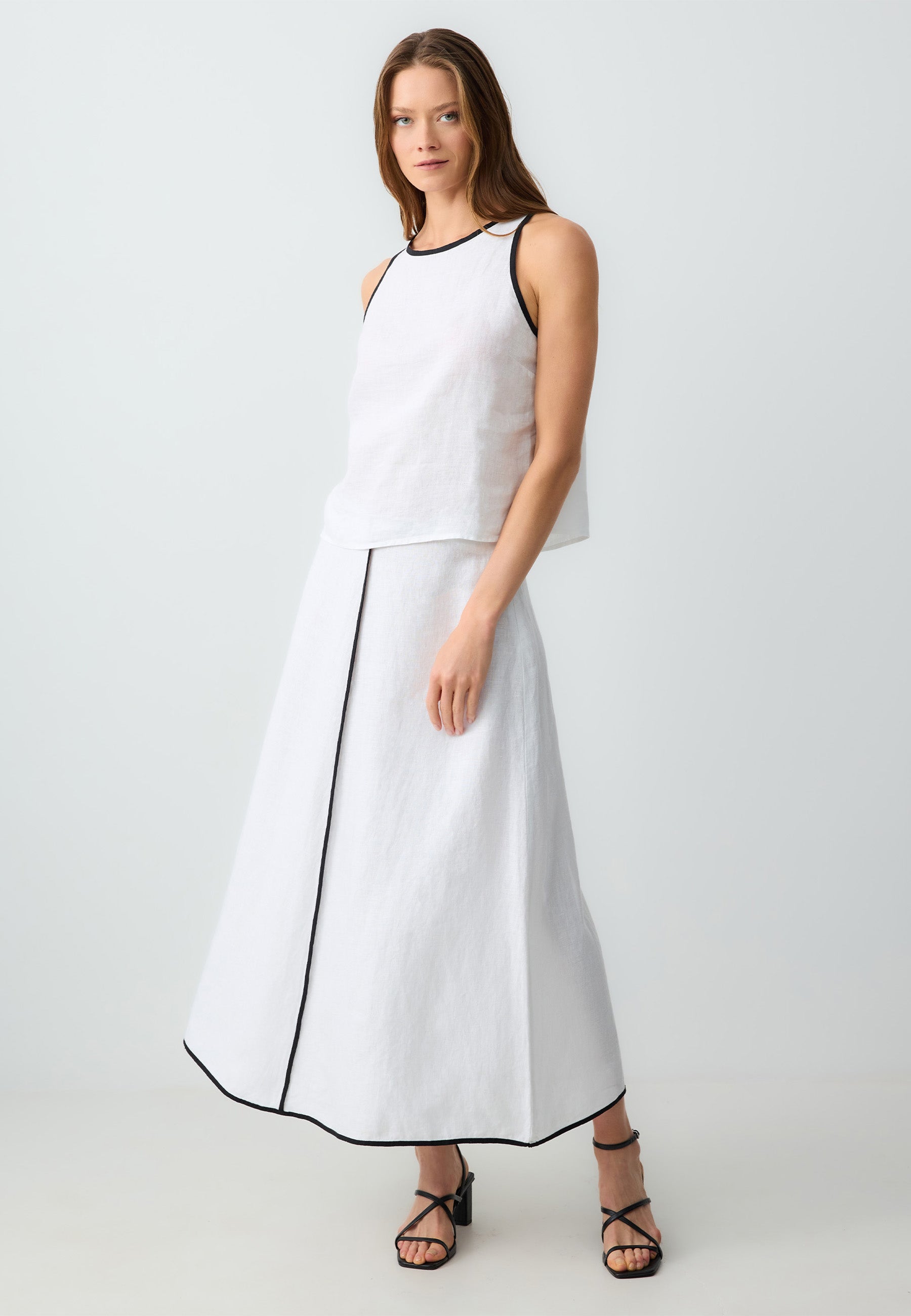   Woven White Skirt