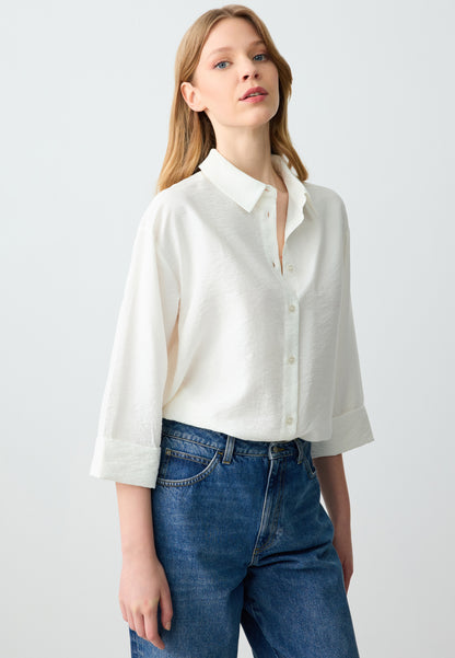 Loose fit Shirt Collar 3/4 length Ecru Woven Shirt