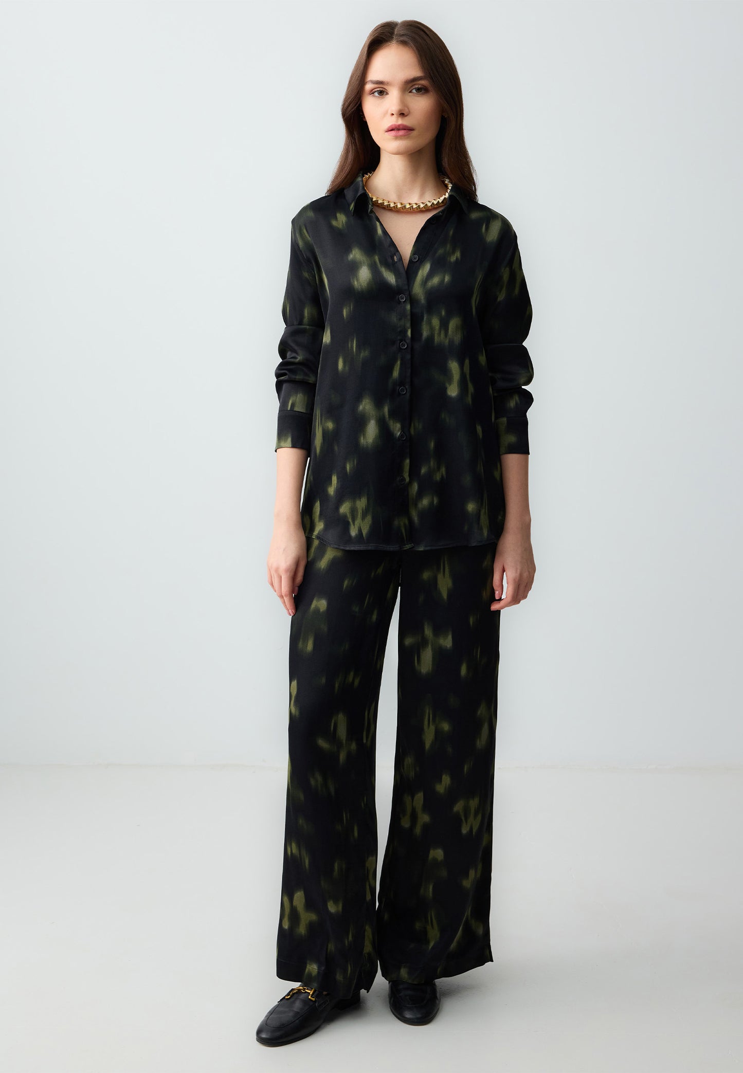 Regular Fit Shirt Collar Woven Black Shirt