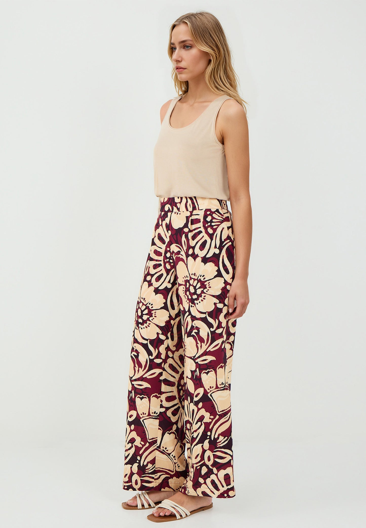 Loose Fit Burgundy Woven Trousers