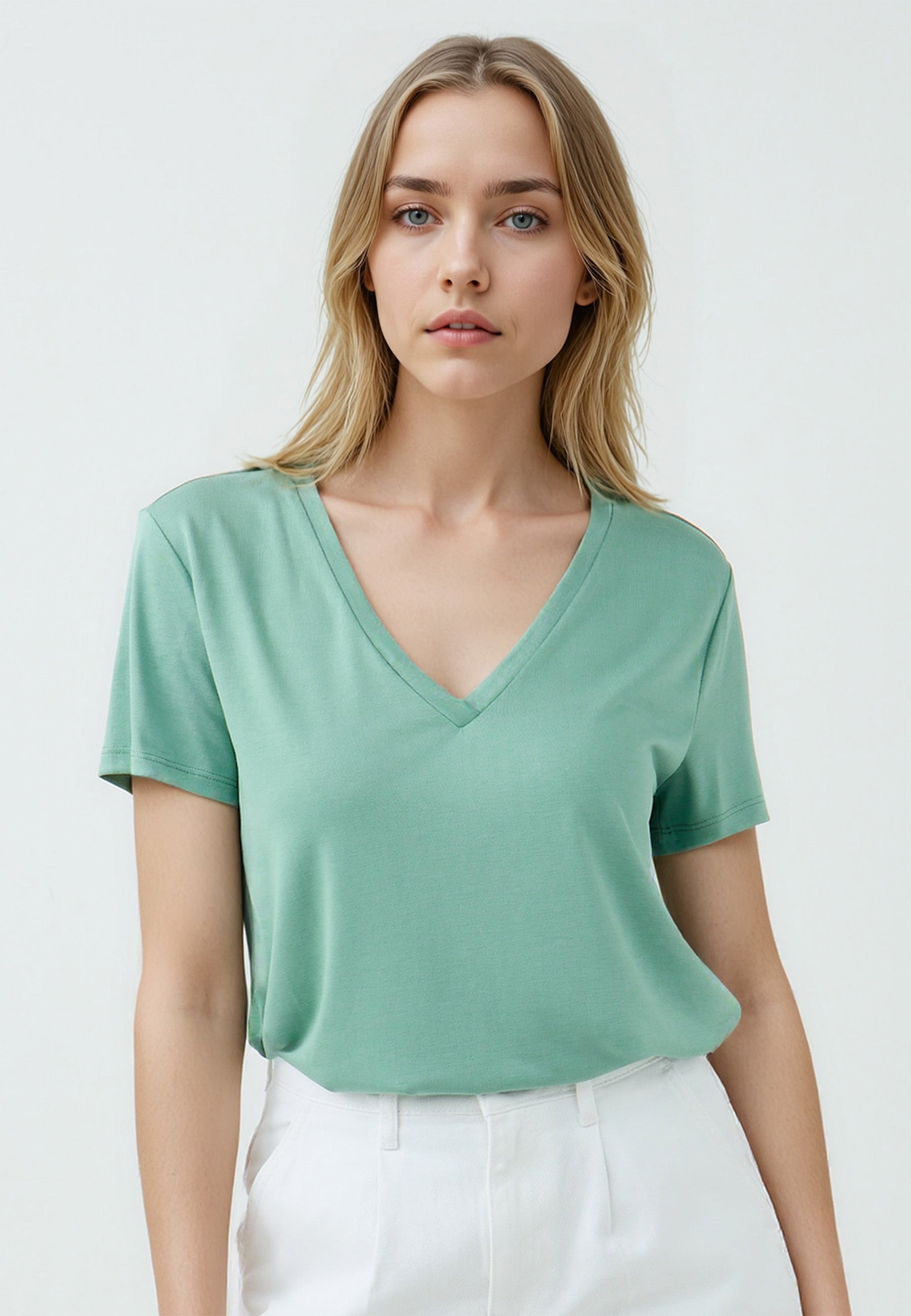 Regular Fit V-neck Knitted Green T-shirt