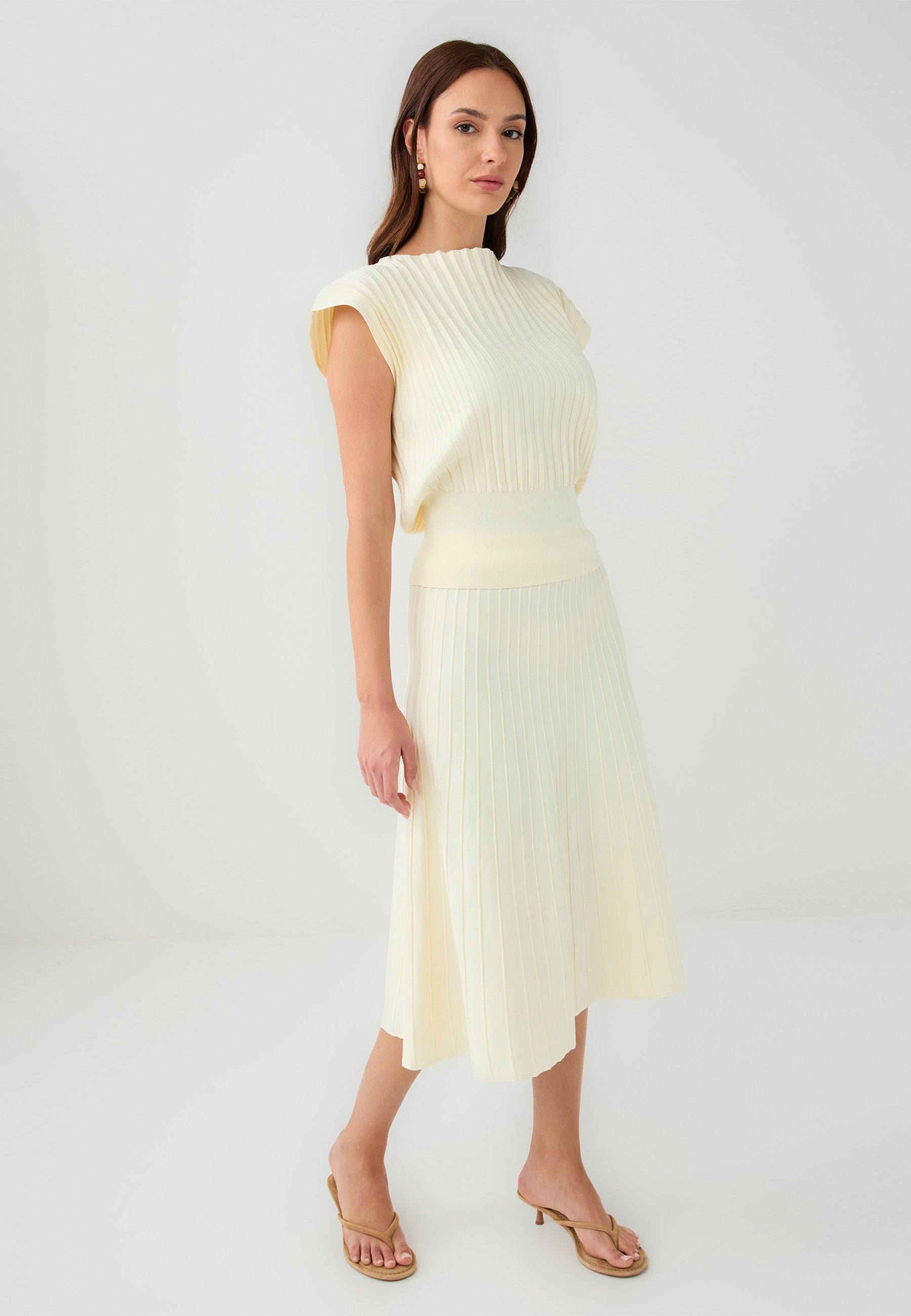 Regular Waist Straight Cut Midi Knit Skirt