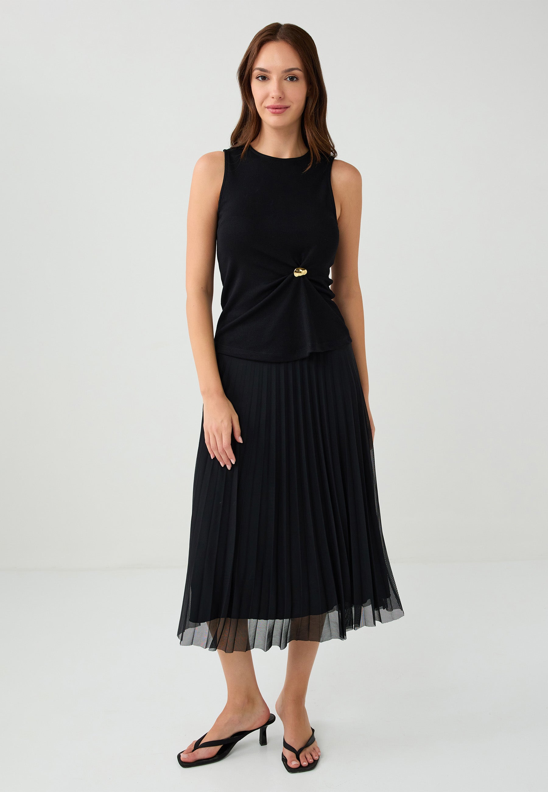 Loose Fit Knitted Black Skirt