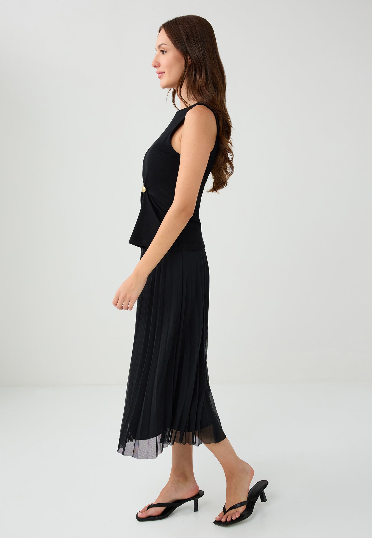 Loose Fit Knitted Black Skirt