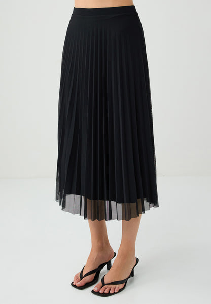 Loose Fit Knitted Black Skirt