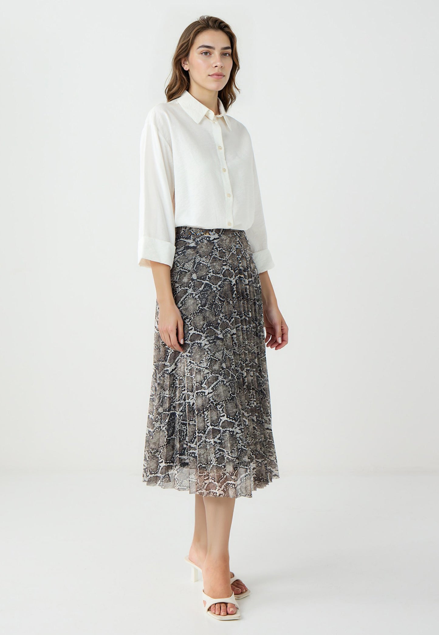 High Waist Pleated Relaxed Fit Midi Skirt