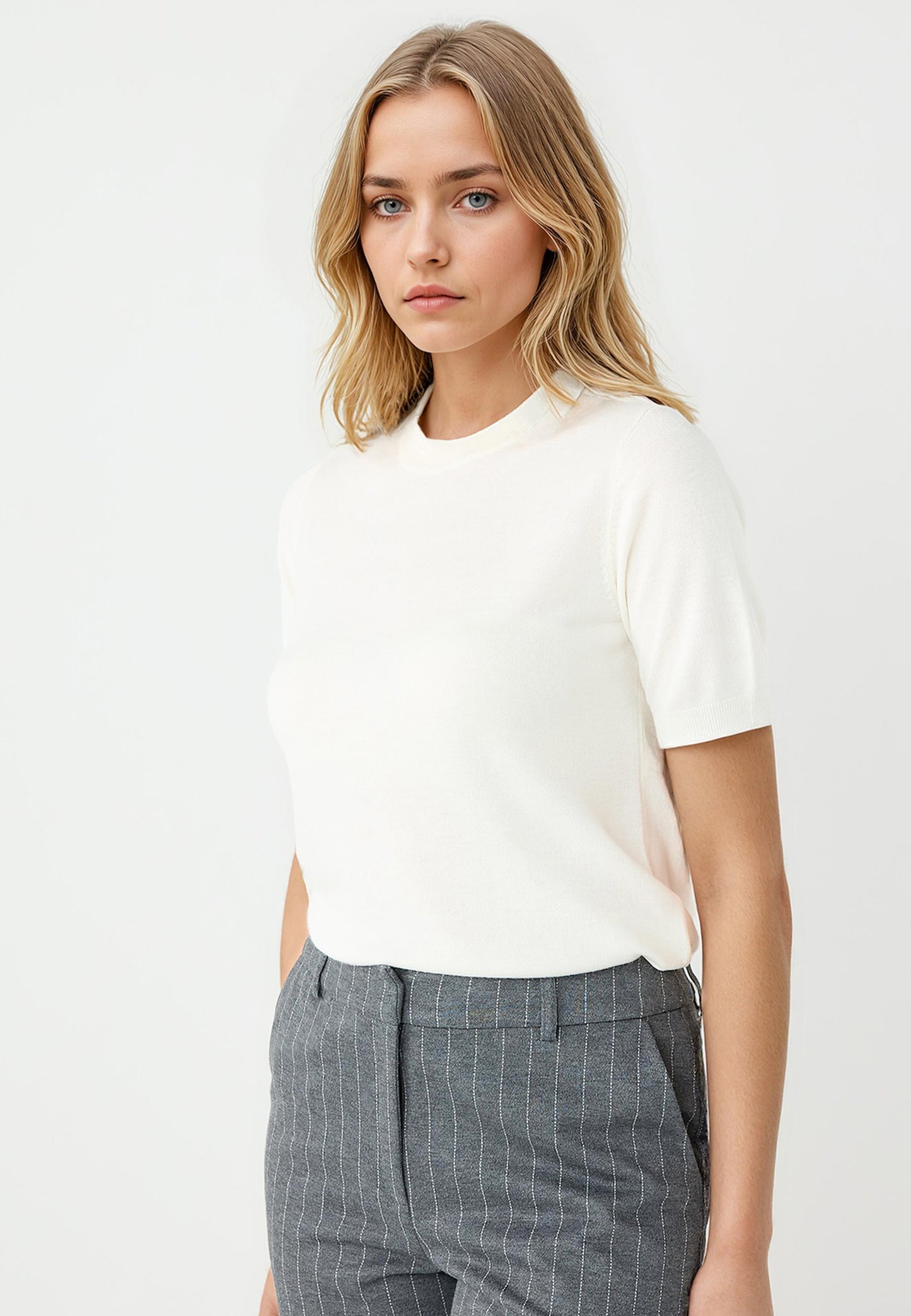 Round Neck Short-Sleeved Wool-Blend Knit Sweater